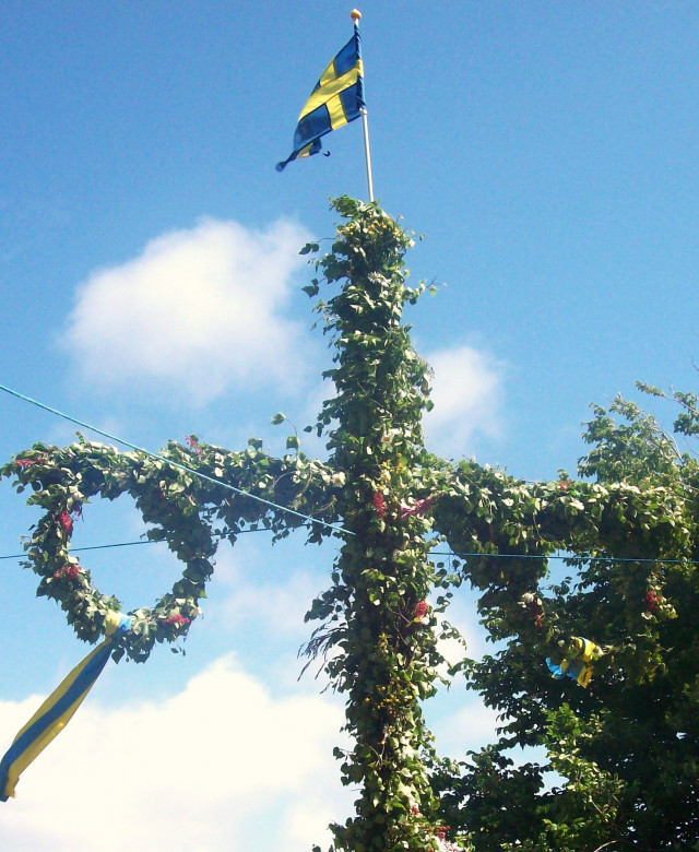 - Vårviks Sommarservering har fint midsommarfirande!